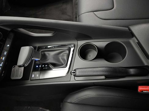 New 2026 Hyundai Elantra SEL Sport FWD image 25
