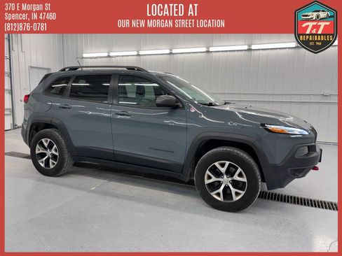 Used 2014 Jeep Cherokee Trailhawk w/ Comfort/Convenience Group AWD/4WD image 1
