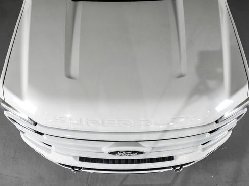 Used 2024 Ford F350 Limited w/ FX4 Off-Road Package image 39