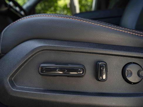 Used 2024 Honda Pilot TrailSport image 39