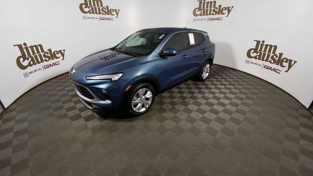 Used 2024 Buick Encore GX Preferred w/ Comfort Package FWD image 4