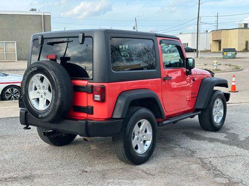 Used 2013 Jeep Wrangler Sport AWD/4WD image 7