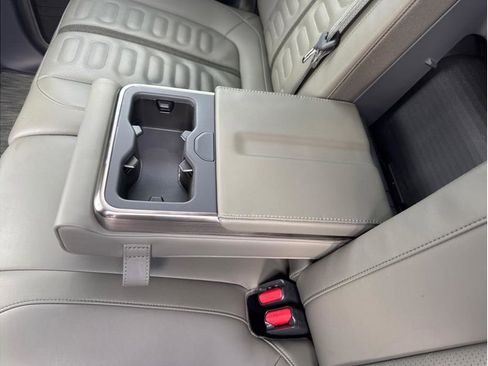 Used 2022 Rivian R1T Adventure image 23