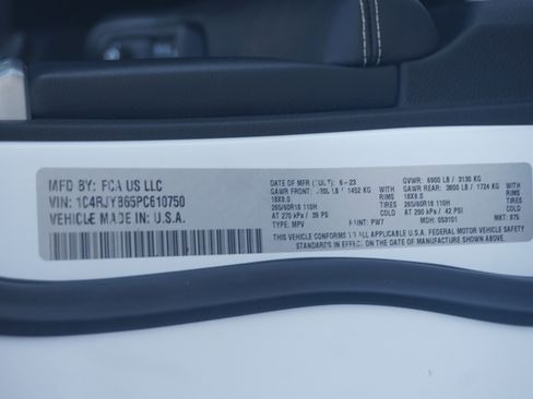 Used 2023 Jeep Grand Cherokee 4WD 4xe w/ Luxury Tech Group II image 42