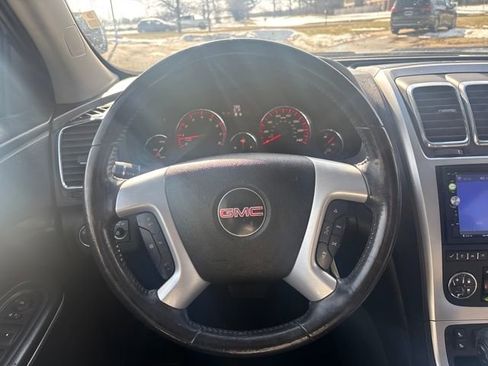 Used 2010 GMC Acadia SLT image 16