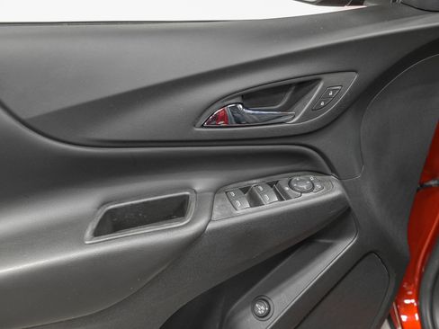 Used 2023 Chevrolet Equinox LT AWD/4WD image 13