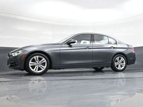 Used 2018 BMW 330i xDrive Sedan w/ Convenience Package AWD/4WD image 38