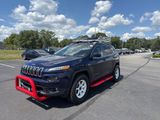 Used 2015 Jeep Cherokee Limited image 3