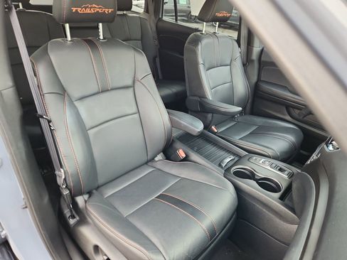 Used 2023 Honda Passport TrailSport image 16