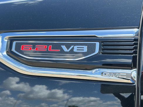 Used 2022 GMC Sierra 1500 Denali AWD/4WD image 36
