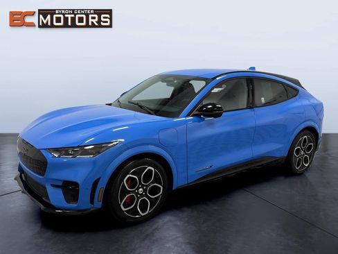 Used 2021 Ford Mustang Mach-E GT AWD/4WD image 1