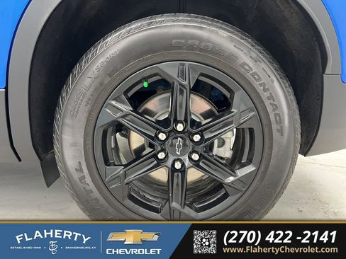 Used 2024 Chevrolet Blazer LT w/ Midnight/Sport Edition FWD image 18