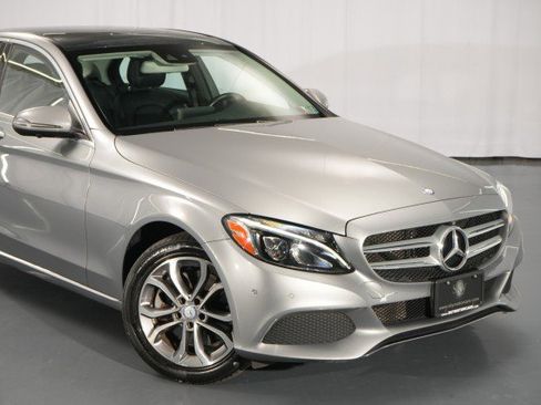 Used 2016 Mercedes-Benz C 300 4MATIC Sedan image 7