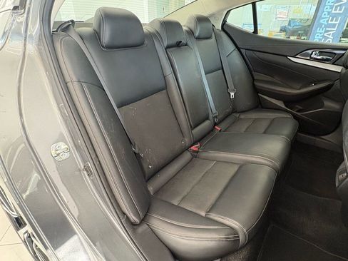 Used 2018 Nissan Maxima 3.5 SL image 24