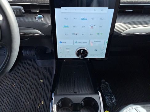 Used 2023 Ford Mustang Mach-E Premium image 11