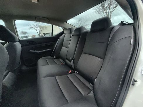 Used 2024 Nissan Altima 2.5 SV image 13