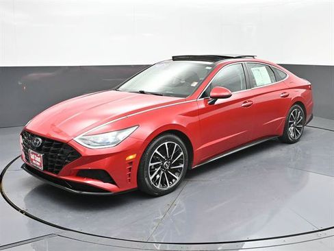 Used 2021 Hyundai Sonata Limited w/ Cargo Package FWD image 1