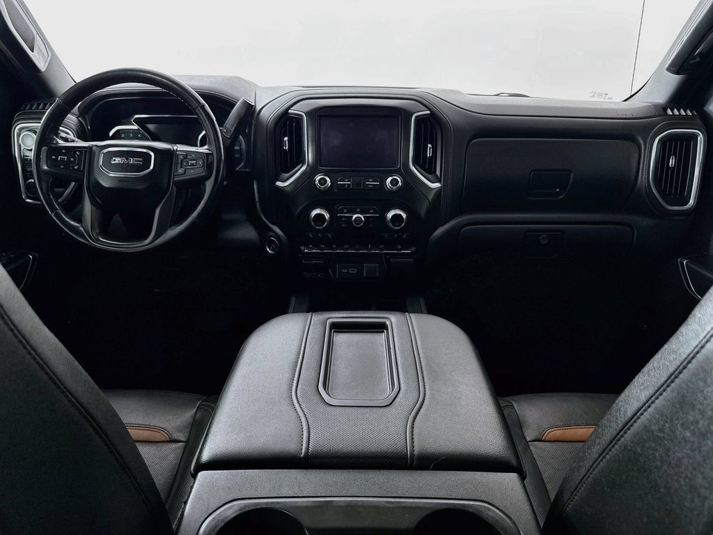 Used 2020 GMC Sierra 1500 AT4 w/ AT4 Premium Package AWD/4WD image 3