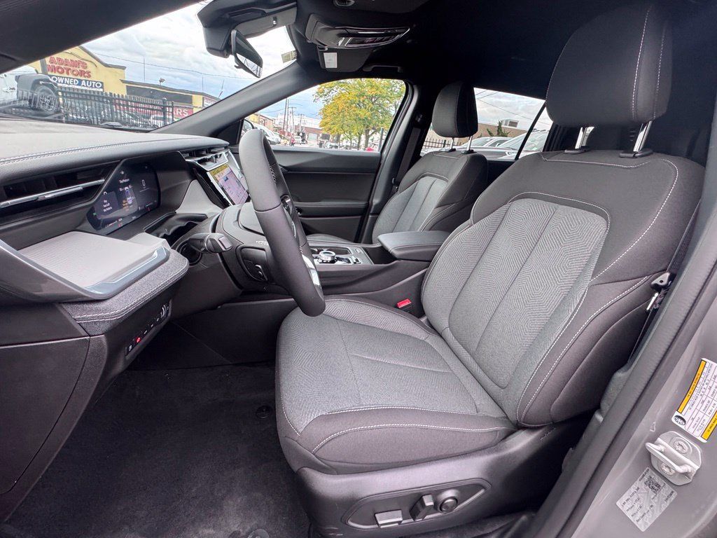 New 2026 Jeep Cherokee Laredo AWD/4WD image 14