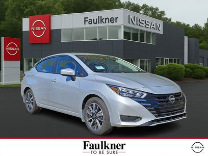 New 2025 Nissan Versa SV w/ Trunk Package
