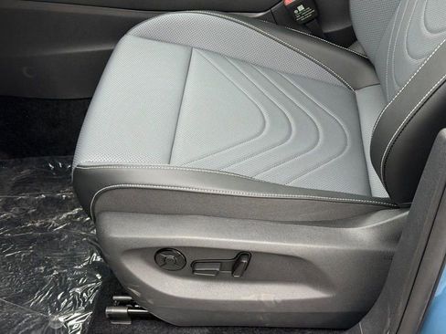 New 2026 Volkswagen Tiguan SE AWD/4WD image 16