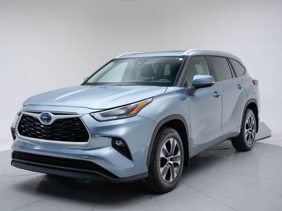 Certified 2024 Toyota Highlander XLE