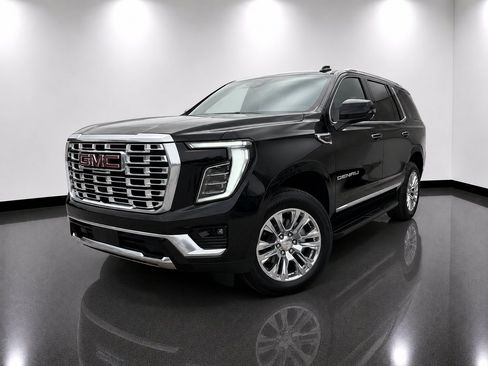 Used 2026 GMC Yukon Denali AWD/4WD image 1