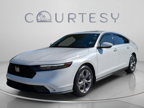 Used 2024 Honda Accord EX image 1