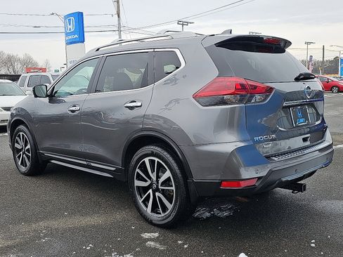 Used 2019 Nissan Rogue SL w/ Premium Package image 6
