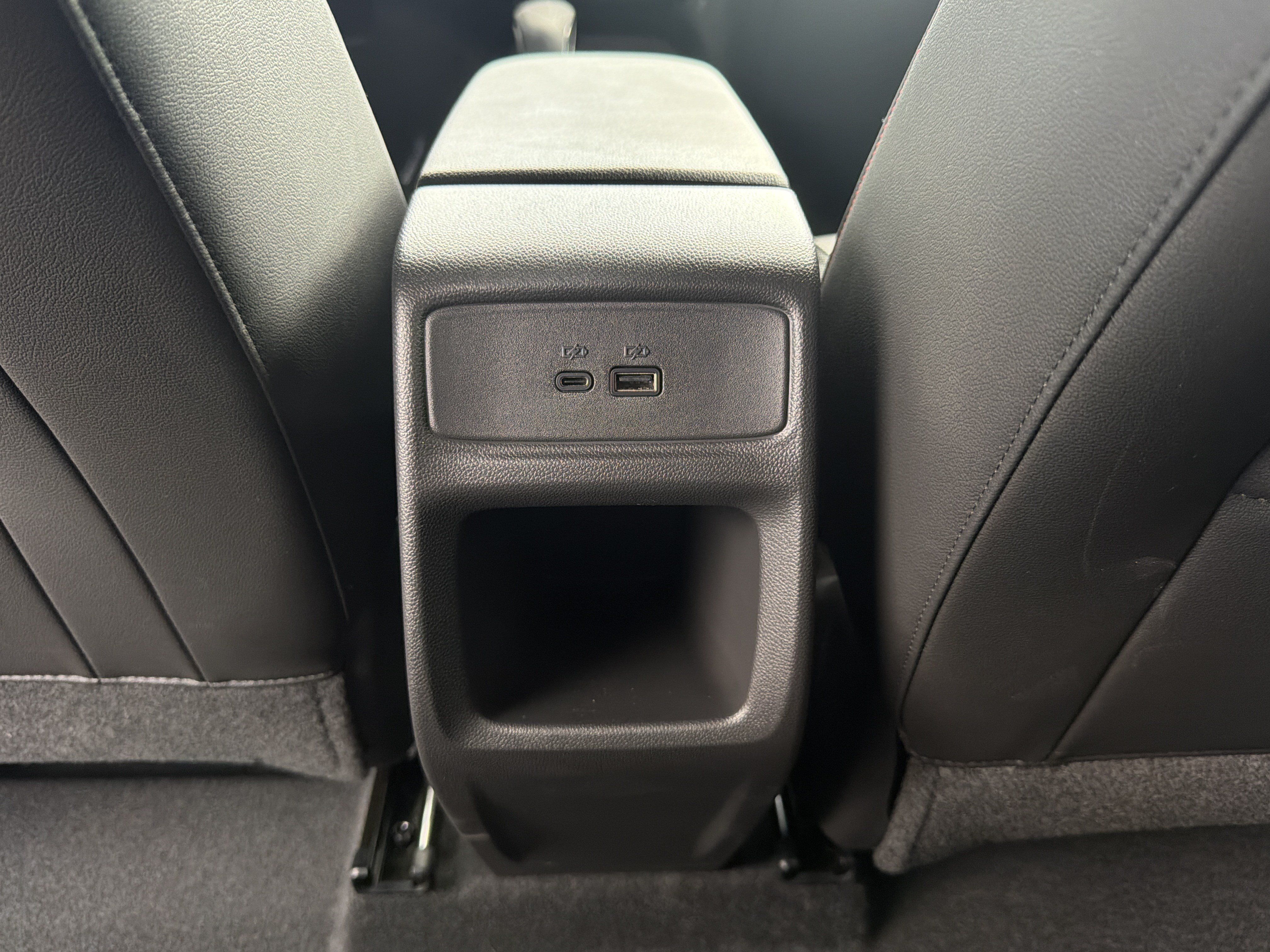 Used 2025 Chevrolet Trax RS w/ Driver Confidence Package FWD image 58