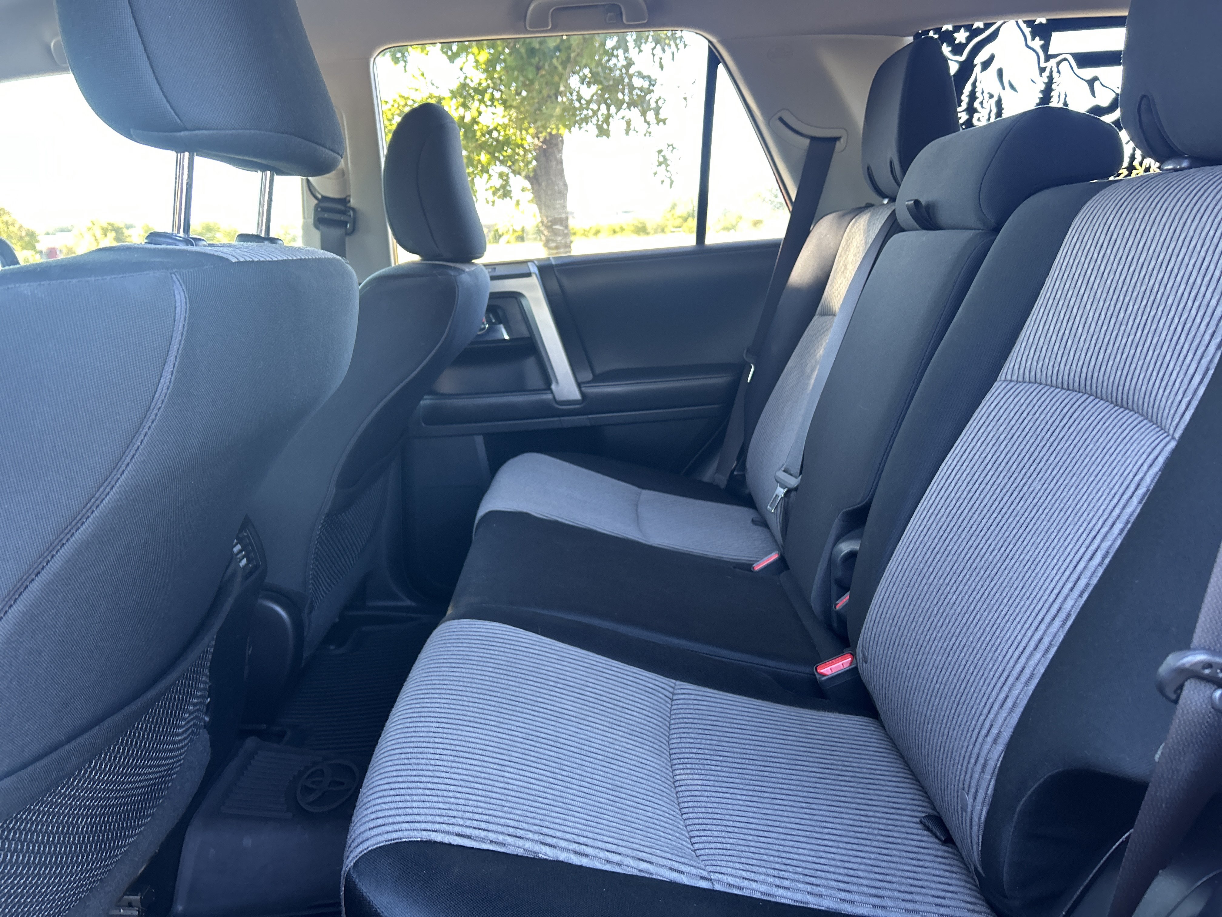 Used 2018 Toyota 4Runner SR5 RWD image 26