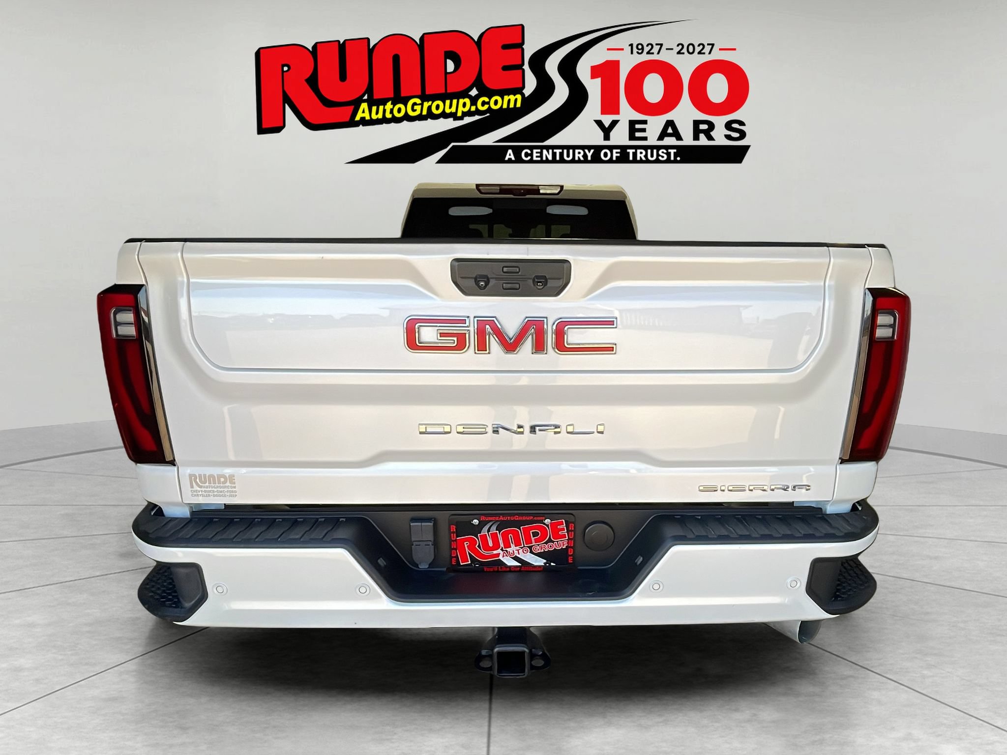 Used 2024 GMC Sierra 2500 Denali w/ Denali Reserve Package AWD/4WD image 7