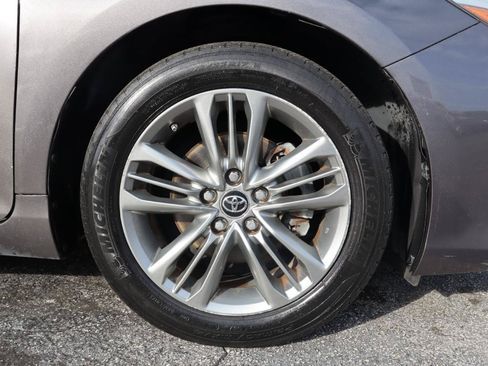 Used 2015 Toyota Camry SE FWD image 22