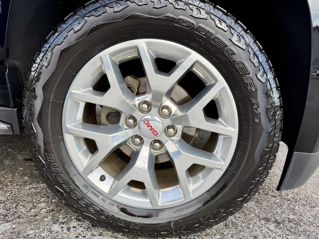 Used 2018 GMC Yukon SLT w/ Open Road Package AWD/4WD image 33