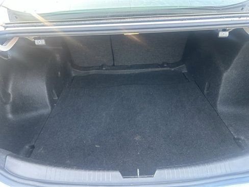 Used 2023 Chevrolet Malibu LT image 5