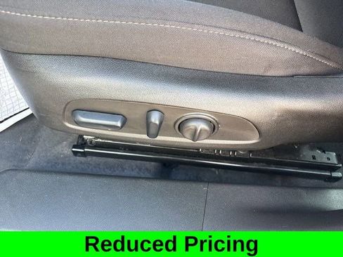 Used 2024 Chevrolet Malibu LT image 12