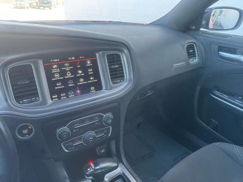 Used 2023 Dodge Charger SXT image 5