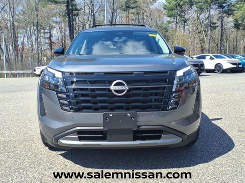 New 2026 Nissan Pathfinder SL AWD/4WD image 2