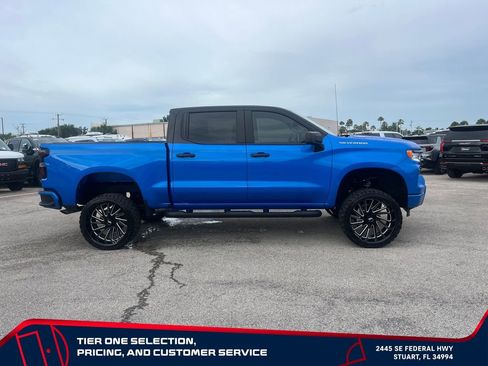 Used 2025 Chevrolet Silverado 1500 Custom w/ Turbomax Blackout Package RWD image 4
