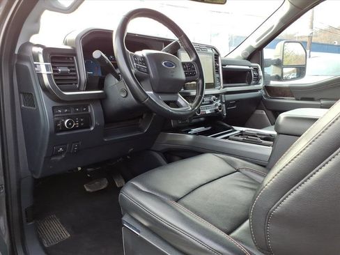 Used 2023 Ford F250 Lariat w/ Lariat Ultimate Package image 14