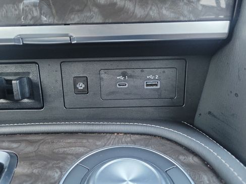 Certified 2023 Nissan Armada Platinum w/ Cargo Package RWD image 31