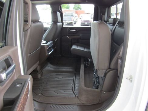 Used 2023 GMC Sierra 3500 Denali w/ Denali Ultimate Package AWD/4WD image 42
