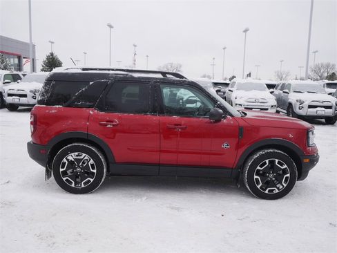 Used 2022 Ford Bronco Sport Outer Banks w/ Tech Package image 4