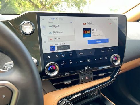 Certified 2024 Lexus NX 350h AWD image 15