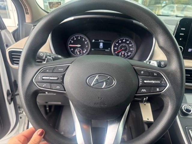 Used 2022 Hyundai Santa Fe SE AWD/4WD image 11