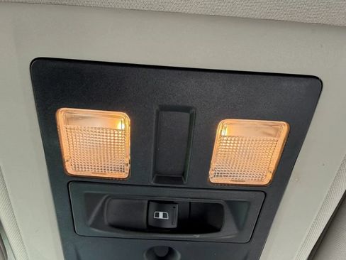 Used 2017 RAM 1500 Big Horn RWD image 15