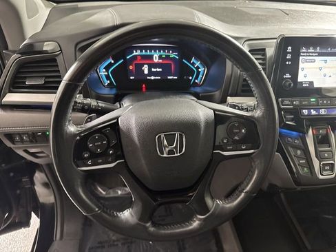 Used 2018 Honda Odyssey Elite image 11