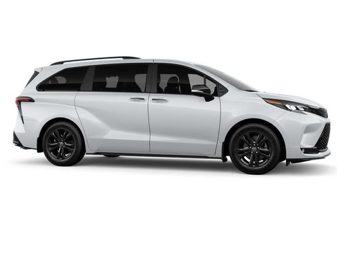 New 2026 Toyota Sienna XSE image 13