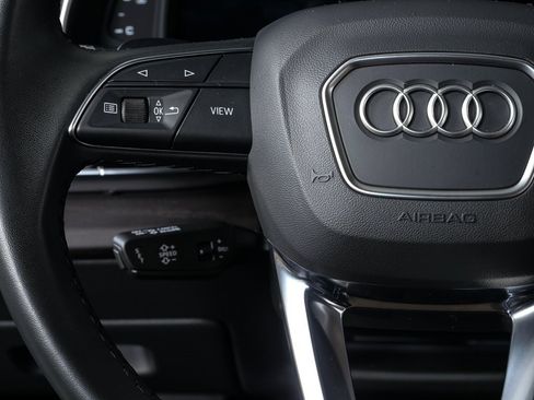 Used 2023 Audi Q8 Premium Plus image 11