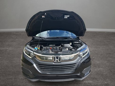 Used 2022 Honda HR-V LX image 9
